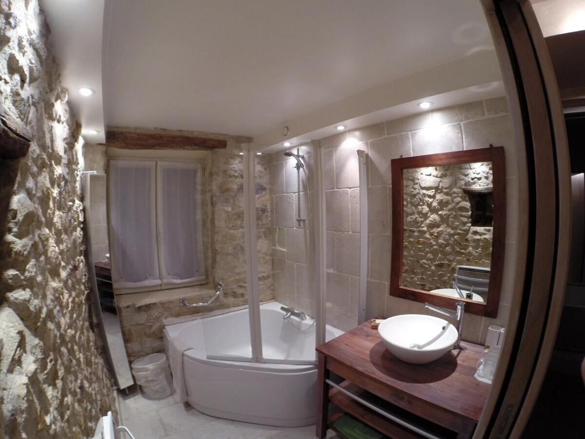 Gite Milly - 2 Studios En Coeur De Ville Room photo